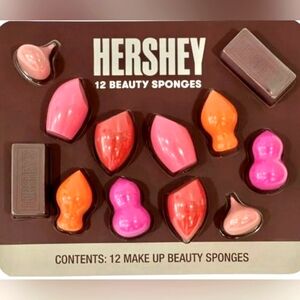 NIB Hershey 12 Piece Beauty Blender Sponges